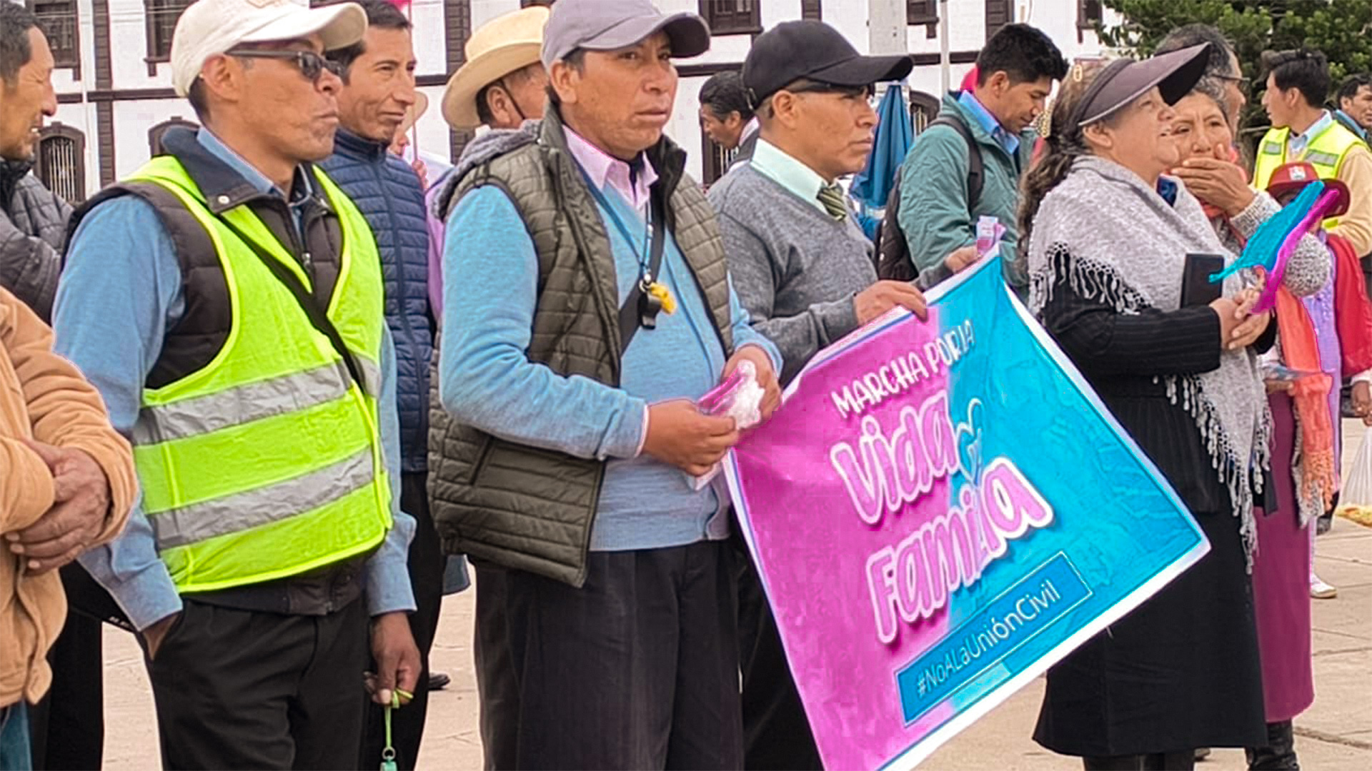 JULIACA (PUNO) UNIDOS POR LA VIDA Y LA FAMILIA